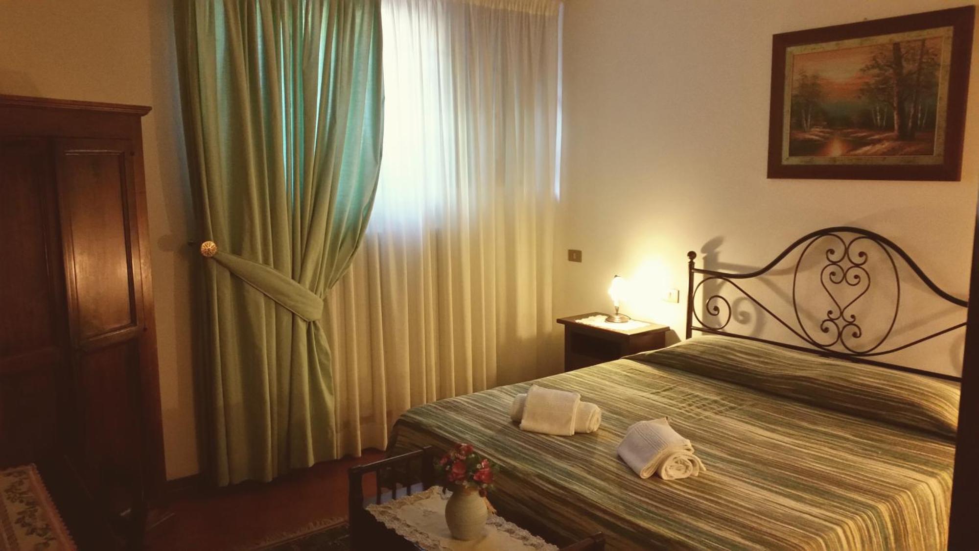 B&B Casale Virgili Siena Room photo